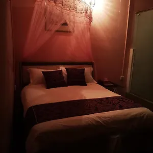 复古之家旅馆 ** 乔治敦