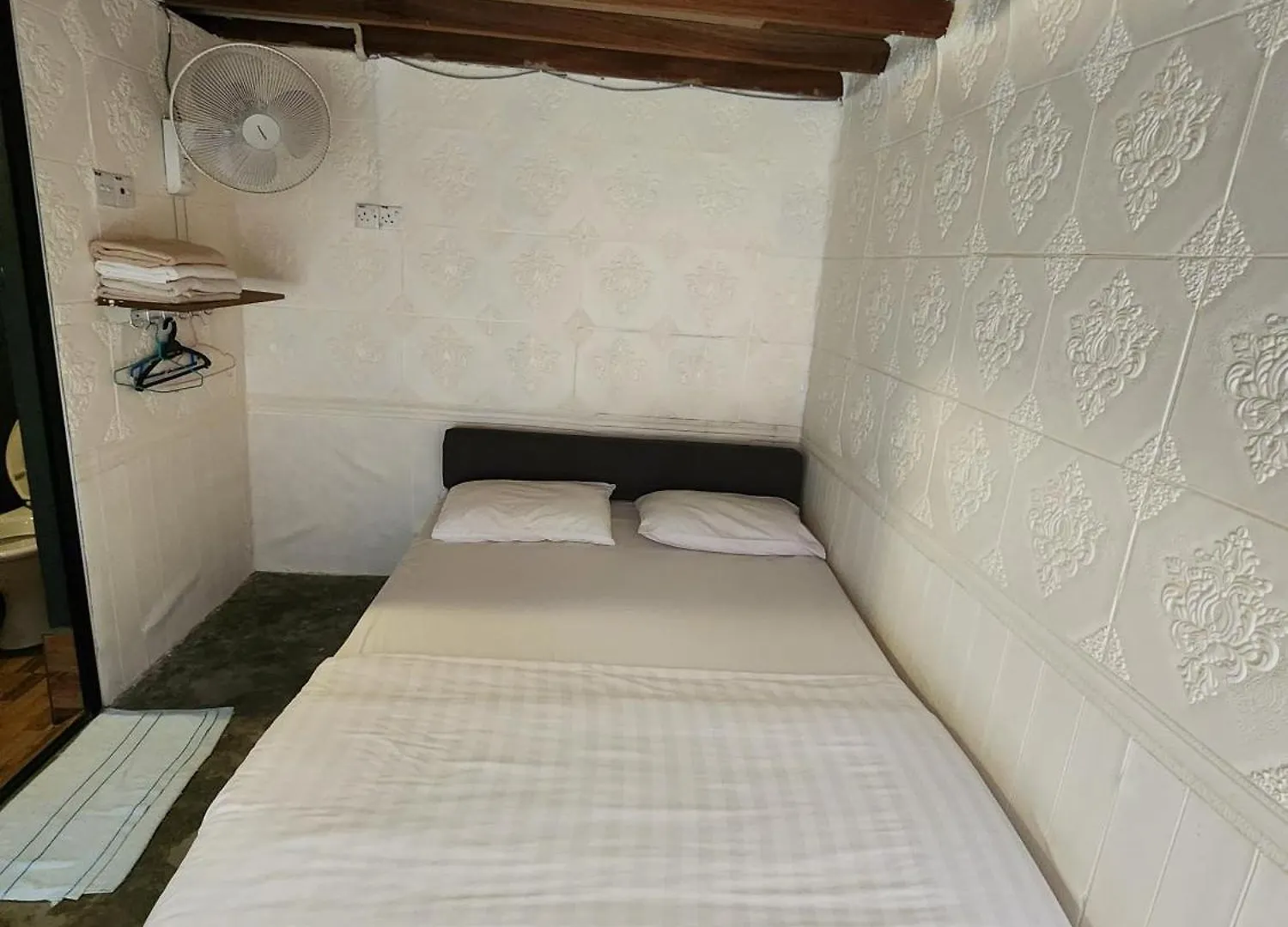 Отель Dou Houz Georgetown 2*, Джорджтаун Малайзия